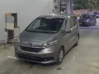 Honda FREED лот № 146 оценка 3.5  с аукциона в Японии 3