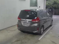 Honda FREED лот № 146 оценка 3.5  с аукциона в Японии 4