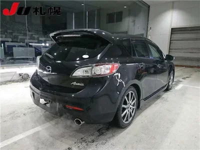Mazda AXELA  с аукциона в Японии