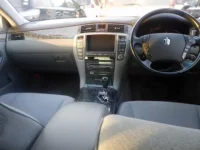 Toyota CROWN лот № 2175 оценка 3.5  с аукциона в Японии 2