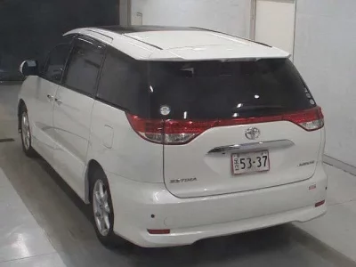 Toyota ESTIMA  с аукциона в Японии
