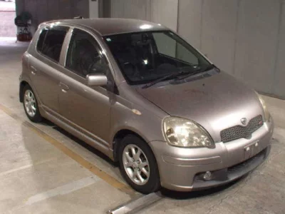Toyota VITZ  с аукциона в Японии