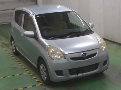 Daihatsu MIRA  с аукциона в Японии