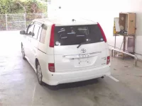 Toyota ISIS лот № 152 оценка 3.5  с аукциона в Японии 1