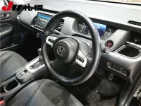 Honda FIT лот № 1095 оценка 4.5  с аукциона в Японии 2