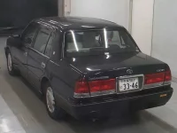 Toyota CROWN лот № 5040 оценка R  с аукциона в Японии 1