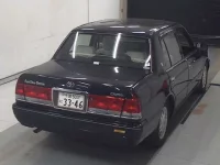 Toyota CROWN лот № 5040 оценка R  с аукциона в Японии 3