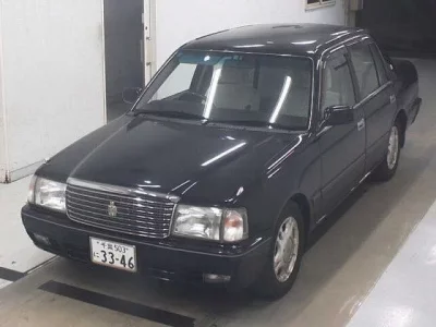 Toyota CROWN  с аукциона в Японии