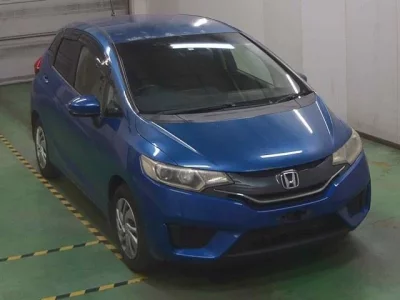 Honda FIT  с аукциона в Японии
