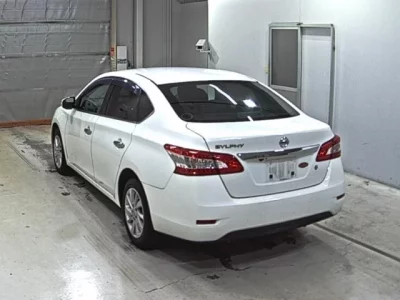 Nissan SYLPHY