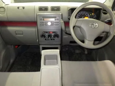 Toyota PIXIS SPACE