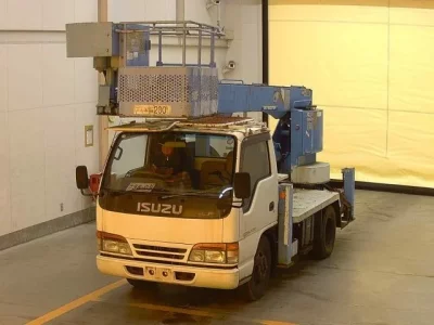 Isuzu ELF  с аукциона в Японии