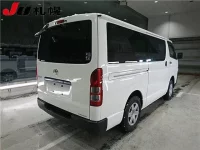 Toyota HIACE VAN лот № 1100 оценка R  с аукциона в Японии 1