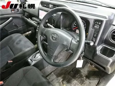 Toyota SUCCEED  с аукциона в Японии