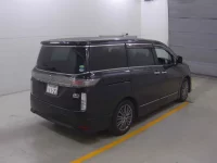 Nissan ELGRAND лот № 20 оценка 3.5  с аукциона в Японии 3