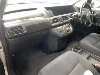 Honda ELYSION лот № 11112 оценка 3  с аукциона в Японии 2