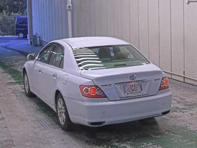 Toyota MARK X  с аукциона в Японии