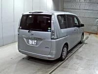 Nissan SERENA лот № 2207 оценка 4  с аукциона в Японии 4
