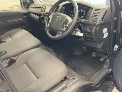 Toyota HIACE VAN  с аукциона в Японии