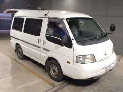Mitsubishi DELICA
