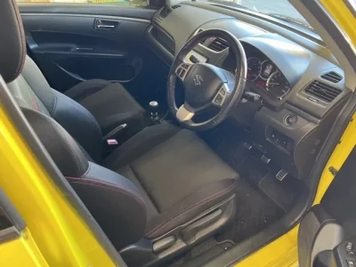 Suzuki SWIFT  с аукциона в Японии