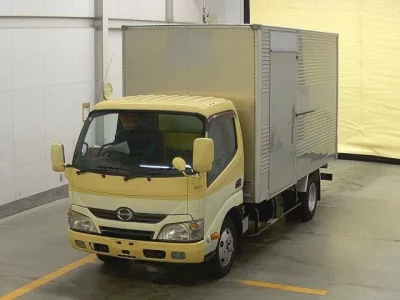 Hino DUTRO  с аукциона в Японии