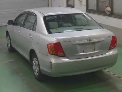 Toyota COROLLA AXIO  с аукциона в Японии