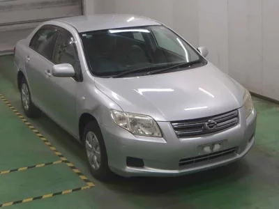 Toyota COROLLA AXIO  с аукциона в Японии