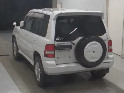 Mitsubishi PAJERO IO