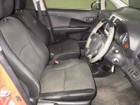 Toyota RACTIS лот № 3001 оценка R  с аукциона в Японии 8