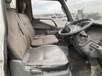 Mitsubishi CANTER лот № 70039 оценка R  с аукциона в Японии 6