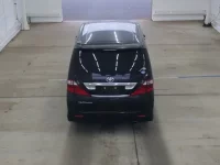 Toyota ALPHARD лот № 2484 оценка 3.5  с аукциона в Японии 2