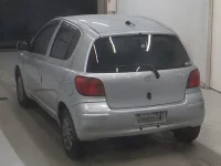 Toyota VITZ лот № 1522 оценка 3.5  с аукциона в Японии 1