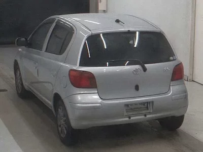 Toyota VITZ  с аукциона в Японии