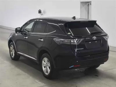 Toyota HARRIER  с аукциона в Японии