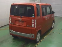 Daihatsu WAKE лот № 181 оценка 3  с аукциона в Японии 6