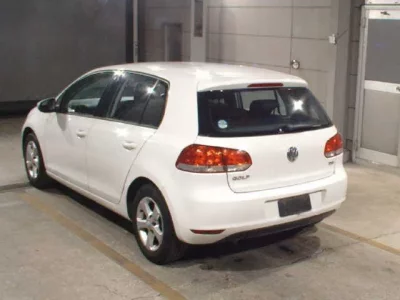 Volkswagen GOLF  с аукциона в Японии