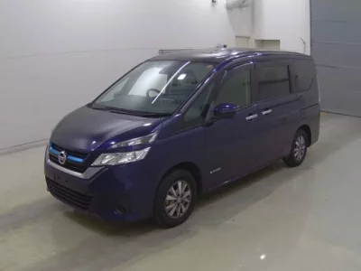 Nissan SERENA  с аукциона в Японии