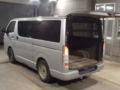 Toyota HIACE VAN  с аукциона в Японии