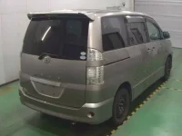 Toyota VOXY лот № 188 оценка R  с аукциона в Японии 6