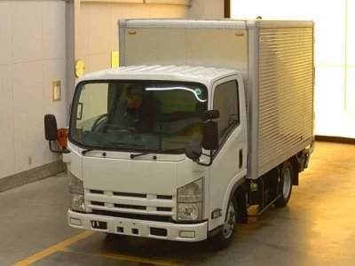 Isuzu ELF  с аукциона в Японии