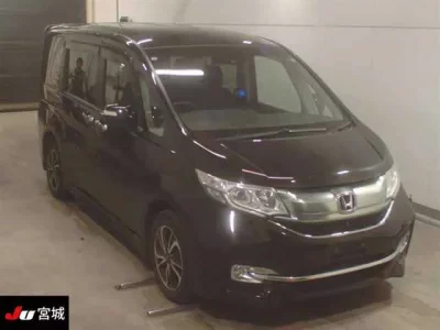 Honda STEP WAGON  с аукциона в Японии