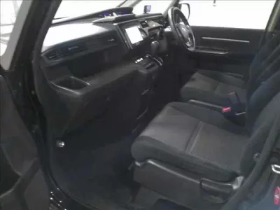 Honda STEP WAGON  с аукциона в Японии