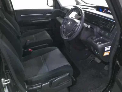 Honda STEP WAGON  с аукциона в Японии