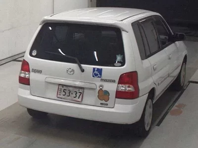 Mazda DEMIO  с аукциона в Японии