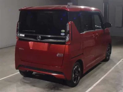 Nissan ROOX  с аукциона в Японии