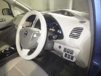 Nissan LEAF лот № 8880 оценка 3.5  с аукциона в Японии 6