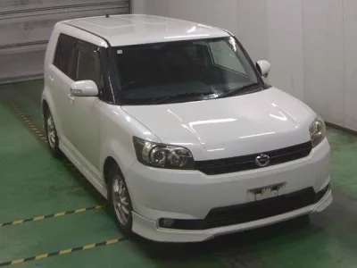 Toyota COROLLA RUMION