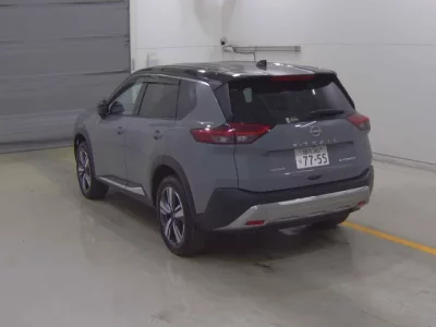 Nissan X-TRAIL  с аукциона в Японии
