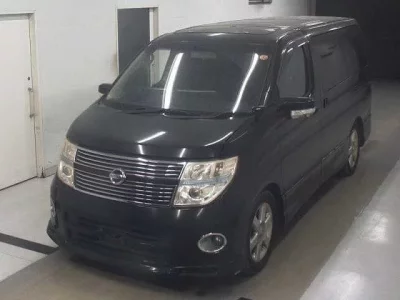 Nissan ELGRAND  с аукциона в Японии